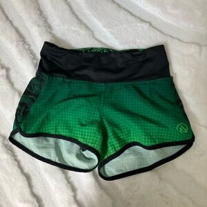 INKnBURN Celtic Green and Black Women’s Running Shorts sz2